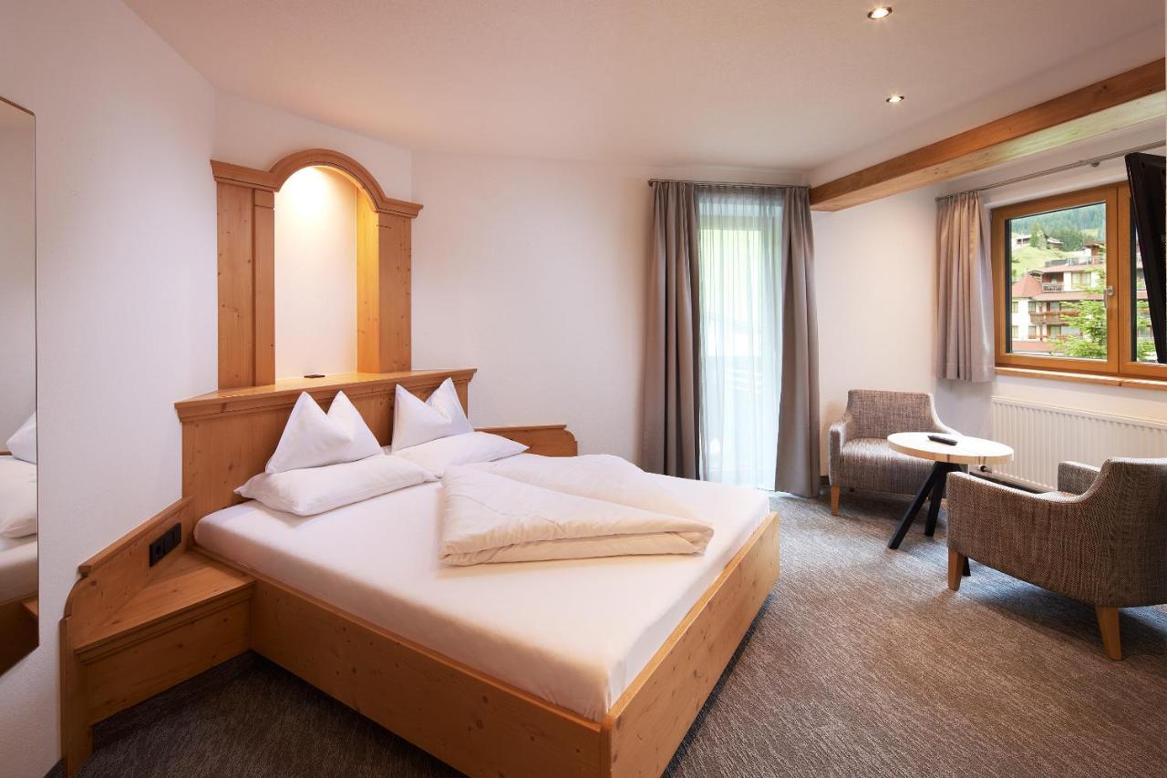 Auenhotel Tux Kültér fotó