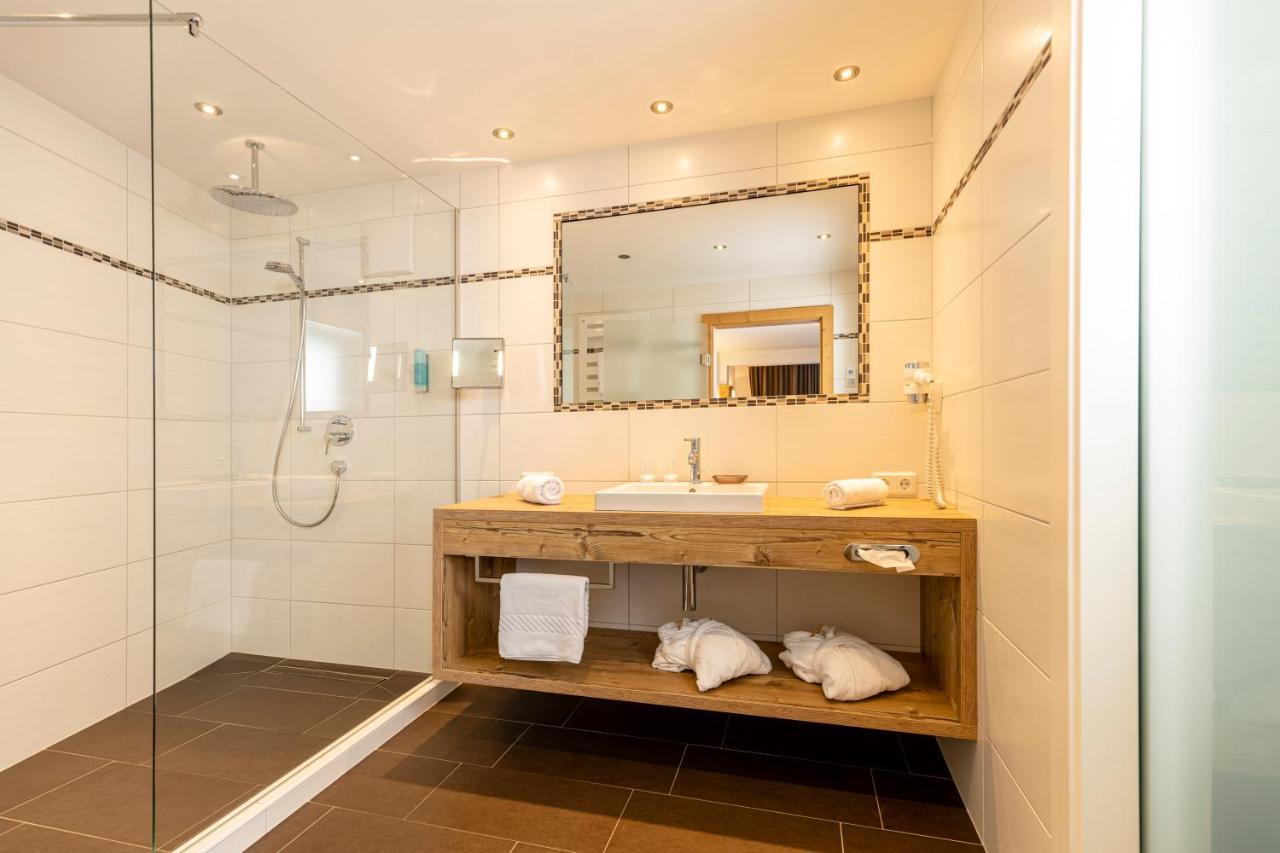 Auenhotel Tux Kültér fotó