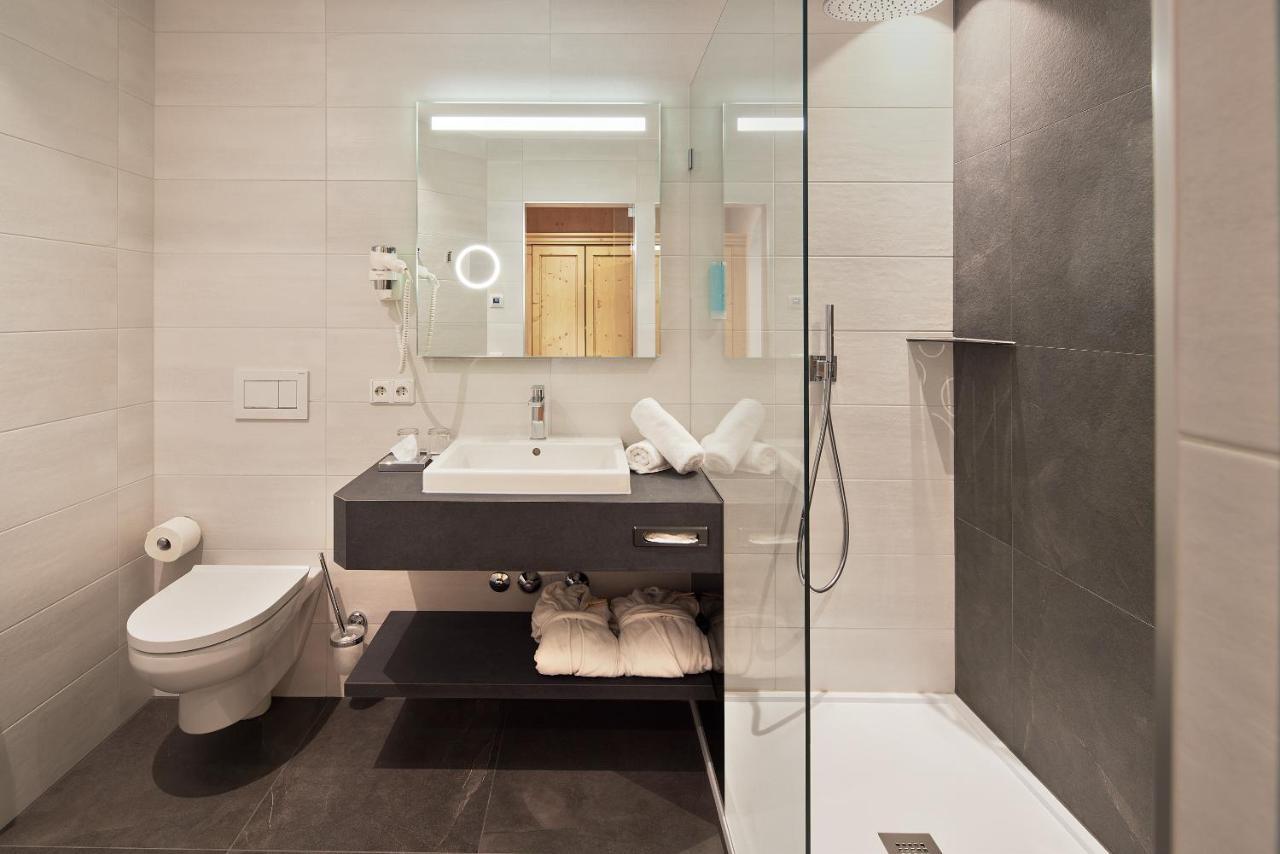 Auenhotel Tux Kültér fotó