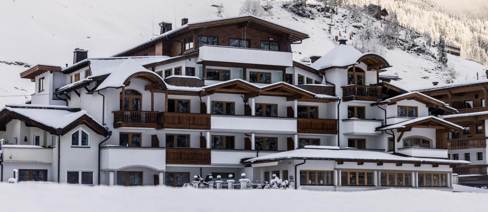 Auenhotel Tux Kültér fotó