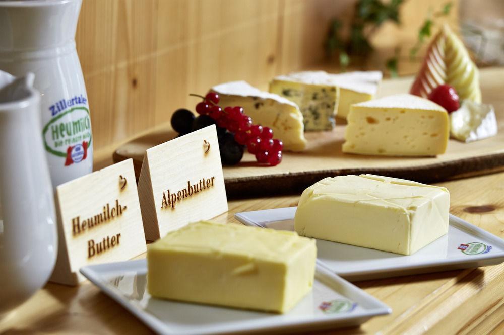 Auenhotel Tux Kültér fotó