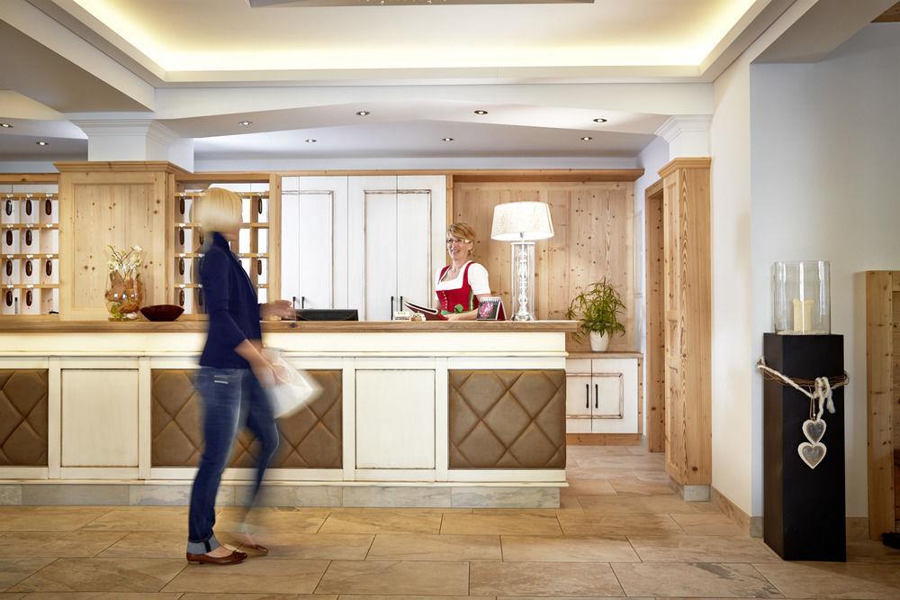 Auenhotel Tux Kültér fotó