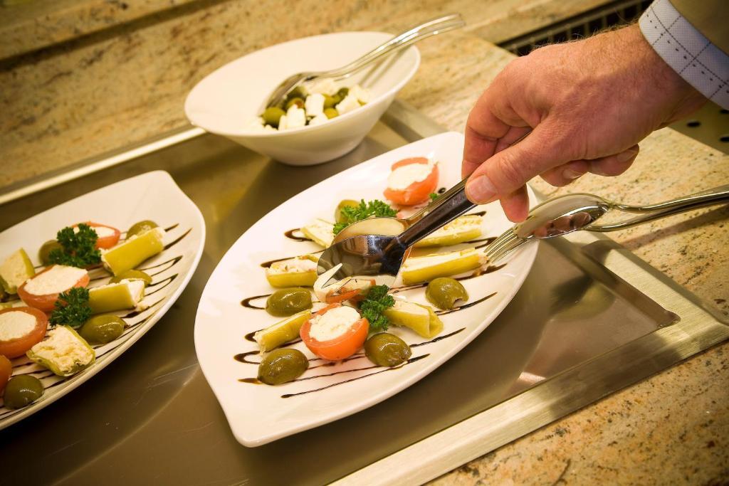 Auenhotel Tux Kültér fotó
